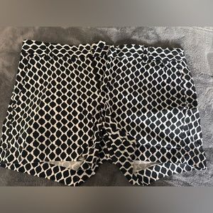 Banana republic shorts in black and white